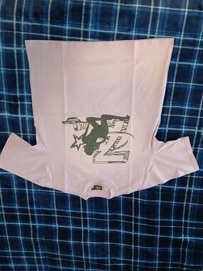 Seven7 BOOBY TRAP Lavender Tee